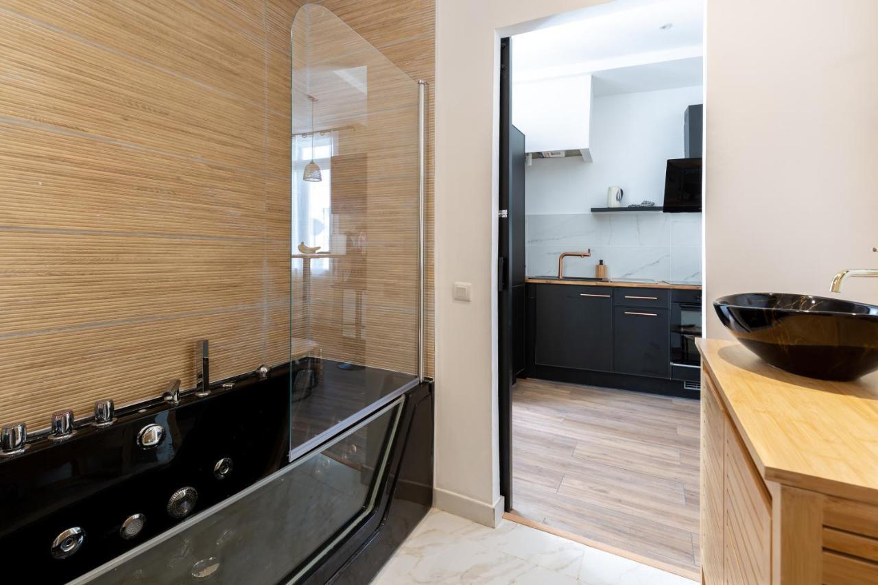 Le Voilier - Port De Plaisance - Host Provence Apartment Ла Сен-сюр-Мер Екстериор снимка
