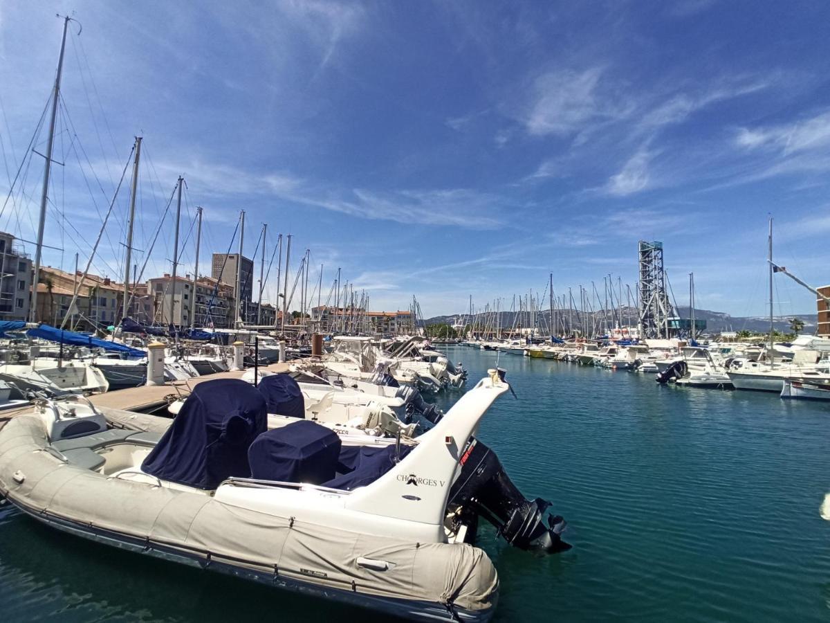 Le Voilier - Port De Plaisance - Host Provence Apartment Ла Сен-сюр-Мер Екстериор снимка