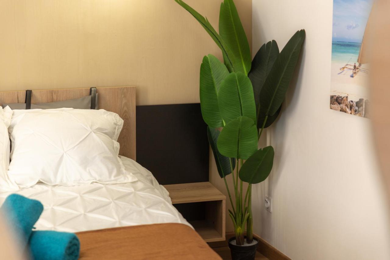 Le Voilier - Port De Plaisance - Host Provence Apartment Ла Сен-сюр-Мер Екстериор снимка